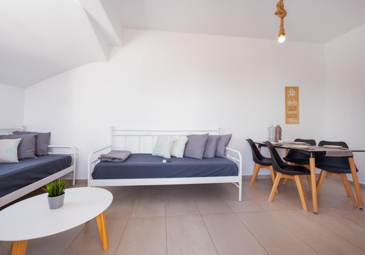 Anzuelo Apartments Megalochori  Ngoại thất bức ảnh